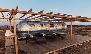 1975 Airstream Excella Desert Rose Is Looking for a New Home, Can Be a Unique Side Hustle