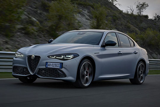 ALFA ROMEO Giulia 2022-Present