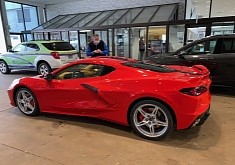 C8 Corvette Owner Surprised by Two-Tone Boomerangs