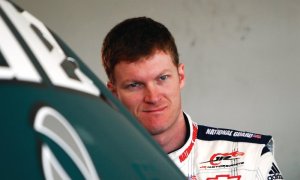 Earnhardt Hails Testing Ban