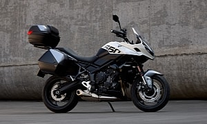 Triumph Tiger Sport 660 Grabs Some New Tech and a New Ride Mode for 2025