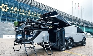 XPeng Aeroht's Flying Car Shows Off Its Capabilities on First Public Piloted Flight